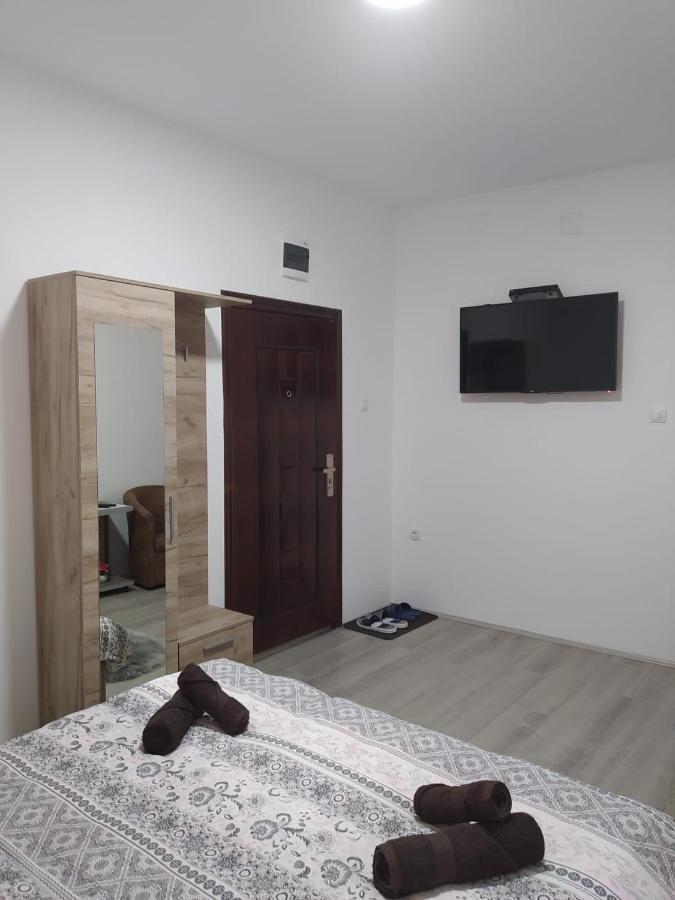 Lotus House Lejlighed Zrenjanin Eksteriør billede