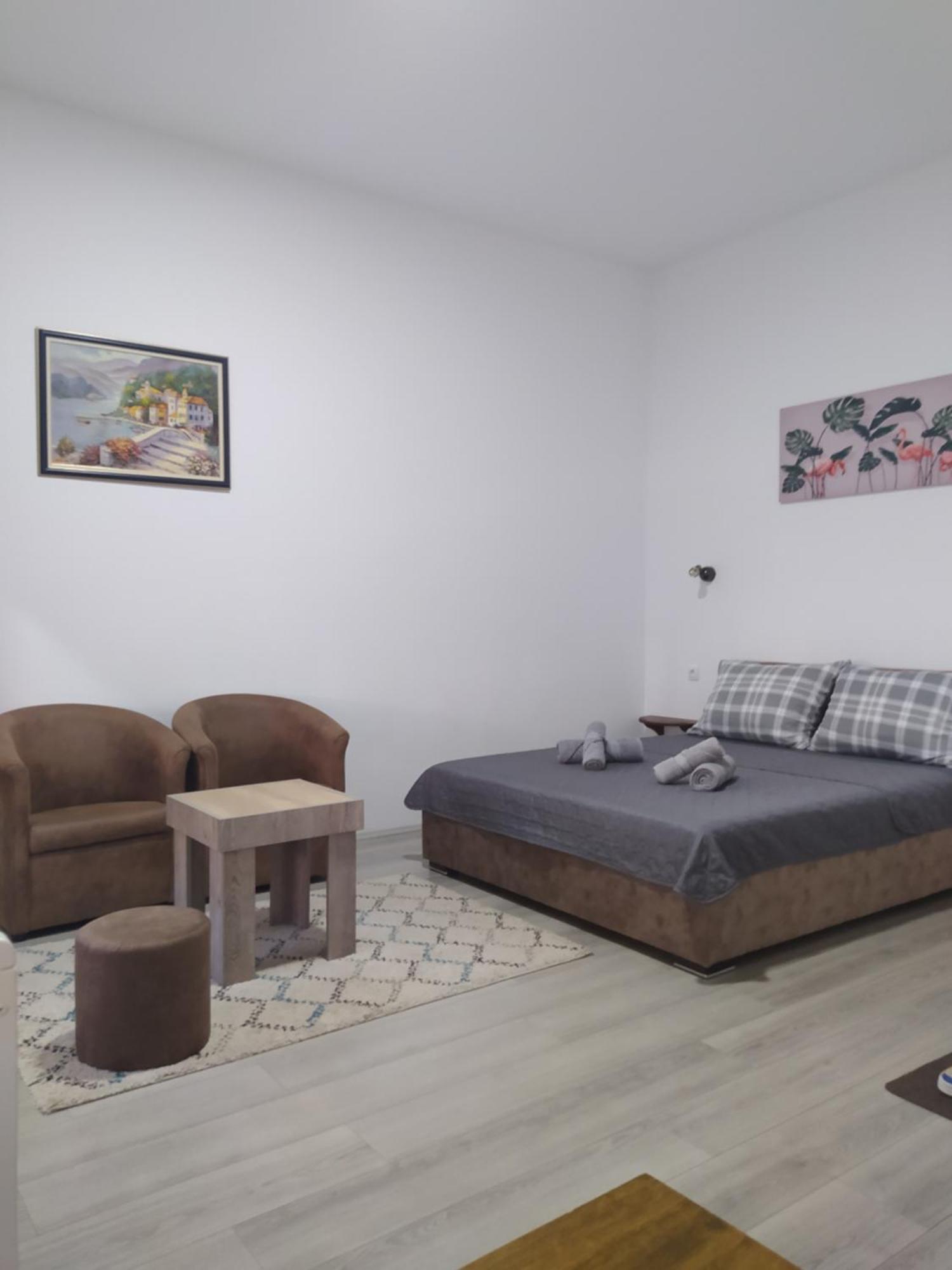 Lotus House Lejlighed Zrenjanin Eksteriør billede