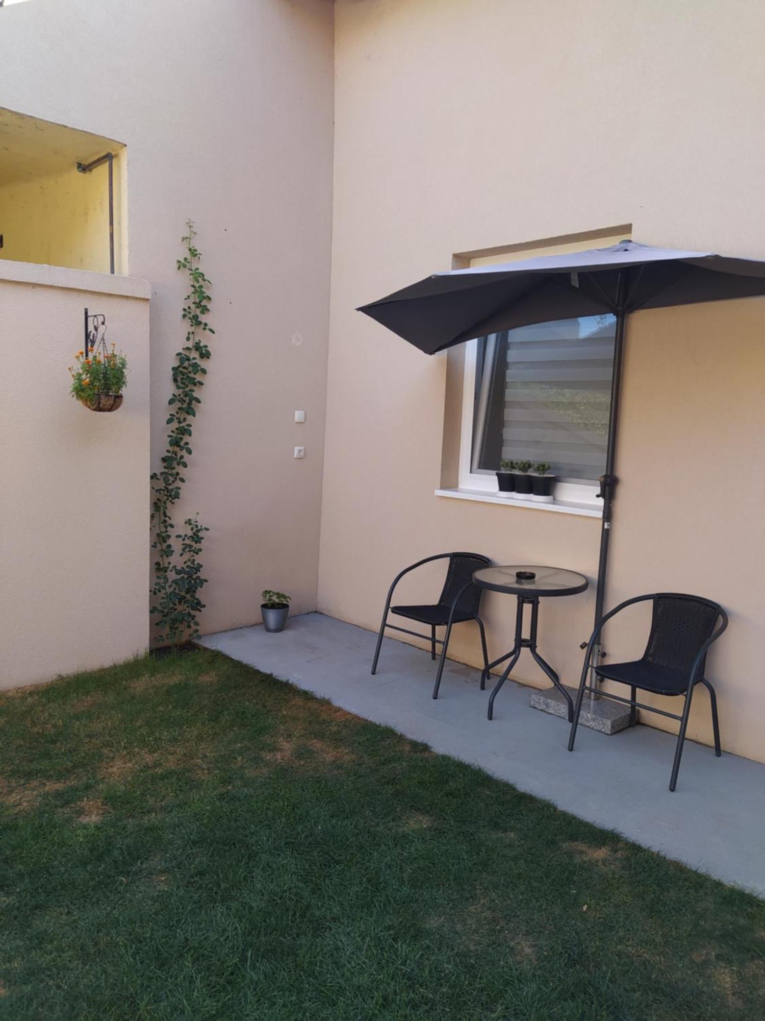 Lotus House Lejlighed Zrenjanin Eksteriør billede